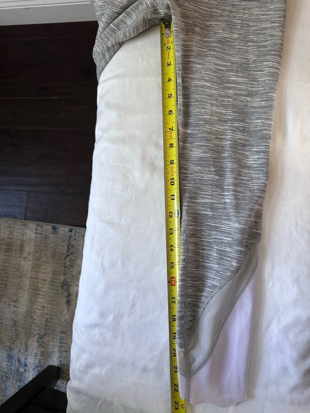 Lululemon High Rise Space Dye Crop Leggings Gray White Mesh Panel Size 6 - Picture 14 of 14